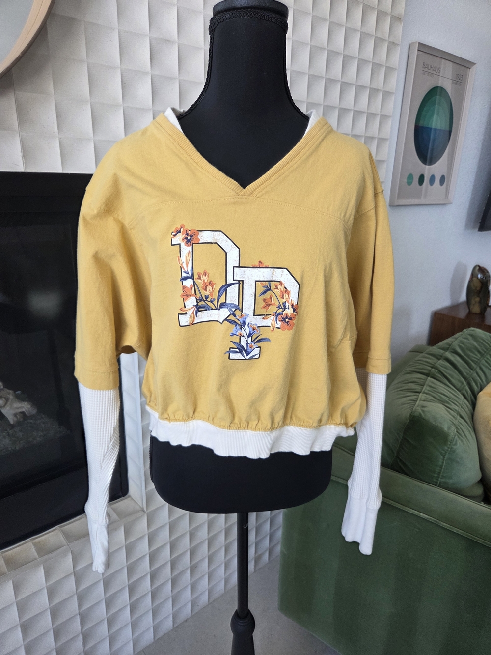 Daily Practice Anthropologie Coin Toss Crop Top Yellow + Cream Sweatshirt, Large - Picture 4 of 11